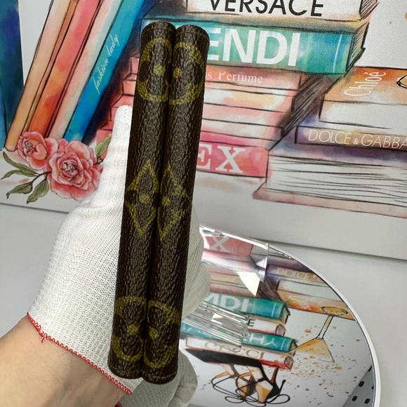 LOUIS VUITTON ELISE WALLET - Picture 16 of 17